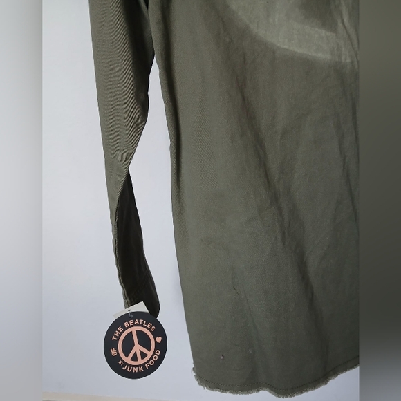 NWT Junk Food The Beatles Shacket Hippie Peace Sign Patch Women's Size XS - Picture 6 of 6